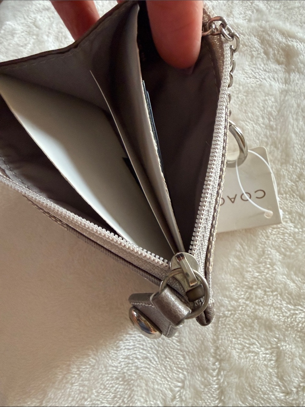Signature Coach Mini Skinny Case - Picture 5 of 8